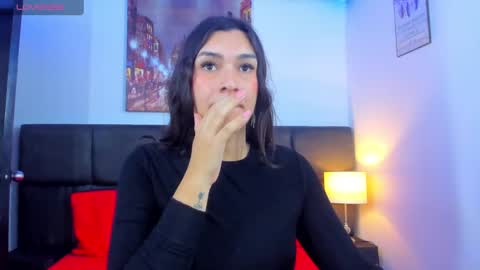 Snapshot of camila_coxx chatting on January 31, 2025, 6:02 am s online show from January 31, 2025, 6:02 am