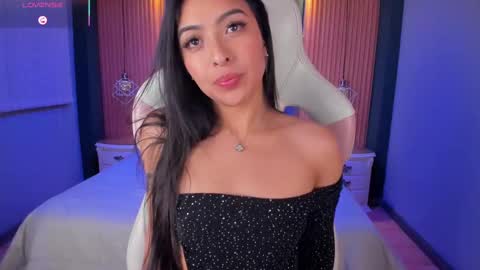 Camila online show from September 24, 2025, 3:54 am