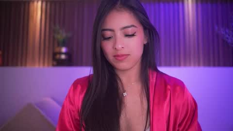 Camila online show from November 28, 2025, 4:37 am