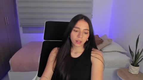  C A M I  online show from March 13, 2026, 9:54 pm