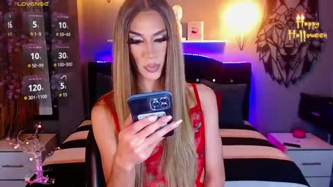 Camila online show from October 25, 2025, 8:03 pm