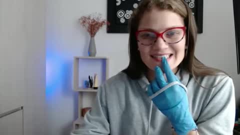 Camila ventura online show from October 2, 2025, 8:16 pm