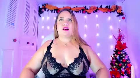 camilaa foxxx online show from December 1, 2024, 8:20 pm