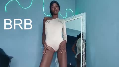 C A M I L A  online show from October 29, 2025, 11:56 am