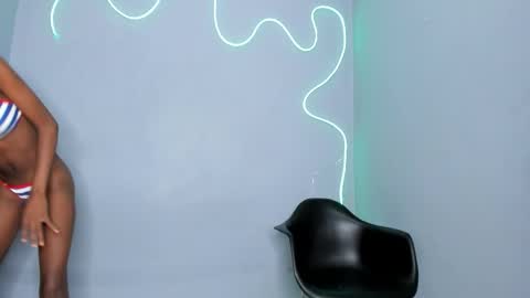 C A M I L A  online show from November 4, 2025, 1:32 pm