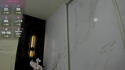 Camila  online show from November 6, 2025, 11:11 am