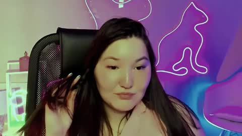 camilamartiez online show from May 15, 2026, 12:01 pm