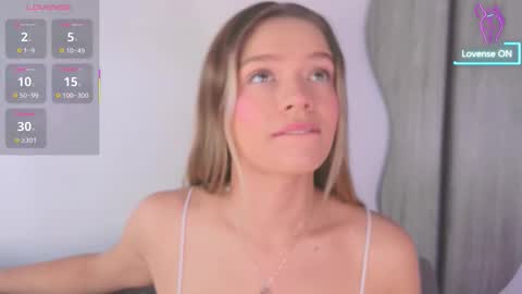 Camila Monroee  online show from January 19, 2026, 2:21 pm