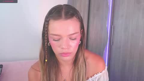 Camila Monroee  online show from April 15, 2026, 2:24 pm