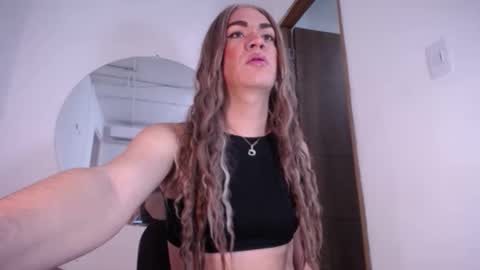 camilaparrisx online show from December 28, 2024, 3:04 am