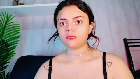 camilarose_oli online show from January 13, 2025, 2:28 am