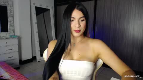 X IGcamiryan01 online show from November 19, 2025, 11:38 pm