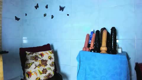 camilasexyhorny online show from May 23, 2026, 12:05 am
