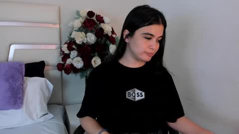 Camila online show from January 7, 2025, 10:19 pm