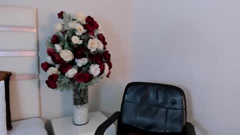 Camila online show from February 22, 2025, 2:06 am