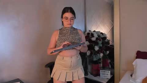 Camila online show from September 28, 2025, 12:16 am