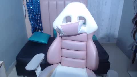 camilawilliams707rs online show from October 1, 2025, 2:06 am