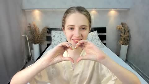 Camilla online show from October 22, 2025, 1:17 am