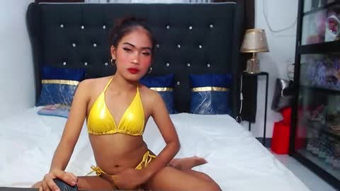 camilla_morena online show from March 11, 2025, 5:27 am