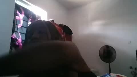 Snapshot of camillasoofine chatting on June 14, 2026, 12:18 pm camillasoofine online show from June 14, 2026, 12:18 pm