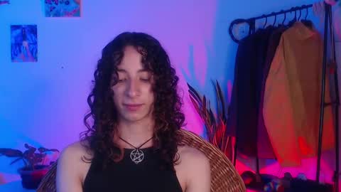 Snapshot of camille_delrey chatting on December 4, 2024, 11:46 pm Camille online show from December 4, 2024, 11:46 pm
