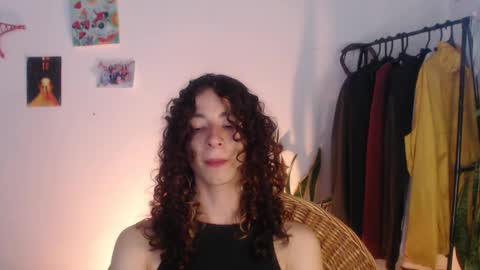 Snapshot of camille_delrey chatting on January 21, 2025, 1:50 am Camille online show from January 21, 2025, 1:50 am