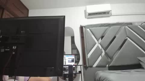 Snapshot of camille_juicy chatting on September 27, 2025, 11:48 am Camille online show from September 27, 2025, 11:48 am