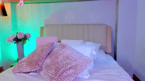 Camille Lynn online show from October 11, 2025, 1:16 am