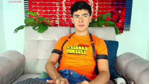 Snapshot of camilo_xcam chatting on February 16, 2026, 7:54 pm CAMILO online show from February 16, 2026, 7:54 pm