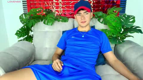 Snapshot of camilo_xcam chatting on February 21, 2026, 9:49 pm CAMILO online show from February 21, 2026, 9:49 pm