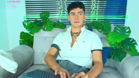 Snapshot of camilo_xcam chatting on March 15, 2026, 5:08 pm CAMILO online show from March 15, 2026, 5:08 pm