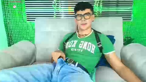 Snapshot of camilo_xcam chatting on March 18, 2026, 9:51 pm CAMILO online show from March 18, 2026, 9:51 pm