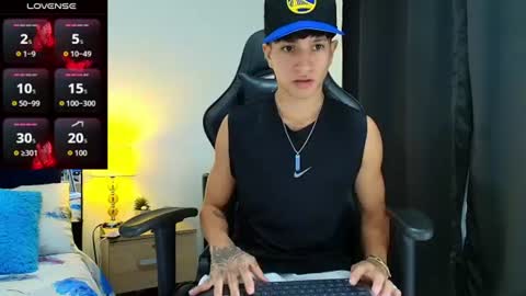 Snapshot of camilobass_ chatting on June 23, 2026, 2:09 am Camilo Bass online show from June 23, 2026, 2:09 am