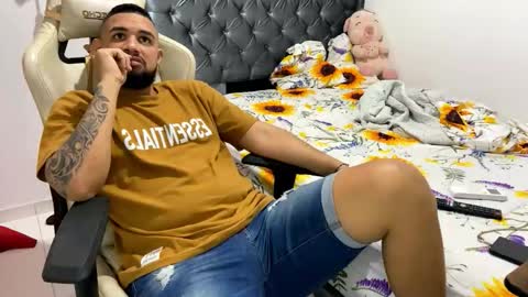 camilow777 online show from October 6, 2025, 4:10 am