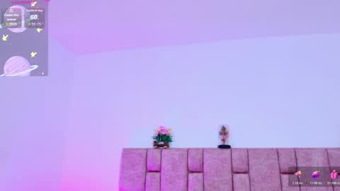 Snapshot of camiluxe chatting on November 9, 2025, 7:12 pm camiluxe online show from November 9, 2025, 7:12 pm