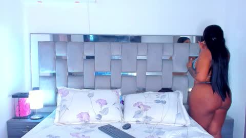 Snapshot of cammiila chatting on January 17, 2026, 5:05 pm Camila online show from January 17, 2026, 5:05 pm