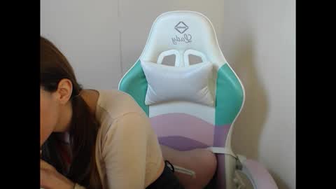 Snapshot of cammila_horn chatting on February 25, 2026, 6:34 am cammila horn online show from February 25, 2026, 6:34 am