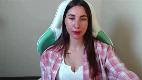 cammila horn online show from May 11, 2026, 2:45 pm