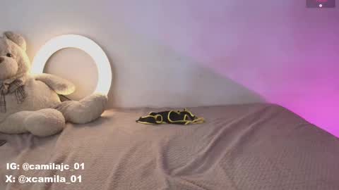 Laura Camila online show from September 27, 2025, 5:29 pm