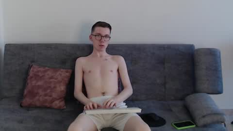 Snapshot of cammykev chatting on January 20, 2025, 7:35 pm online show from January 20, 2025, 7:35 pm