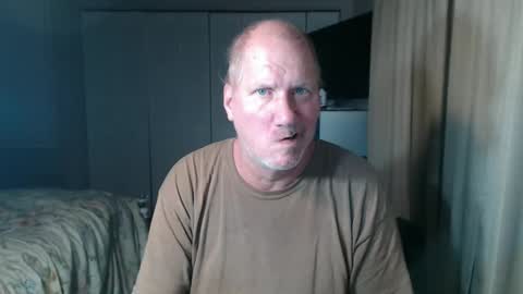 Snapshot of cams_crazy chatting on October 2, 2025, 6:09 am cams_crazy online show from October 2, 2025, 6:09 am