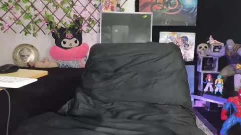 camturbery online show from October 18, 2025, 8:20 pm