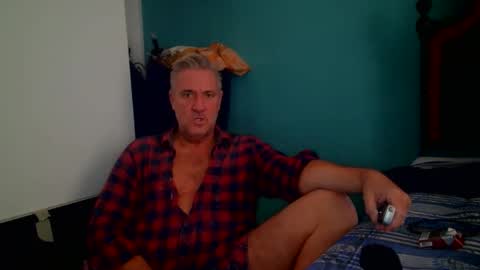 camunication online show from October 20, 2025, 10:27 am