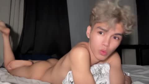 Snapshot of camwithethan chatting on February 8, 2026, 5:49 pm Ethan online show from February 8, 2026, 5:49 pm