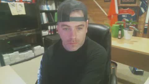Snapshot of canadianboi6969 chatting on December 29, 2024, 11:50 am CanadianBacon6969 online show from December 29, 2024, 11:50 am