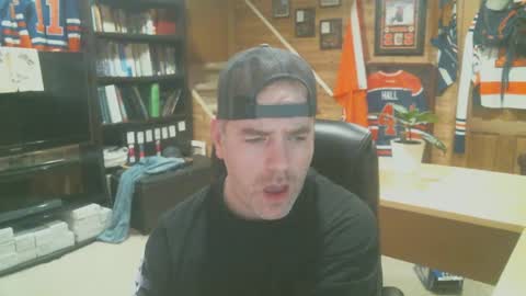 Snapshot of canadianboi6969 chatting on December 30, 2024, 3:47 am CanadianBacon6969 online show from December 30, 2024, 3:47 am