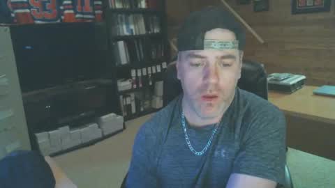Snapshot of canadianboi6969 chatting on February 16, 2025, 4:53 am CanadianBacon6969 online show from February 16, 2025, 4:53 am