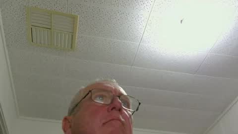 Snapshot of canberian chatting on June 26, 2026, 5:12 am Canberian online show from June 26, 2026, 5:12 am