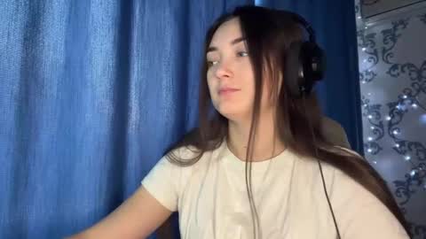 Kate online show from December 14, 2025, 8:09 am