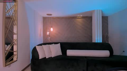  Candanse R  online show from September 30, 2025, 8:47 pm